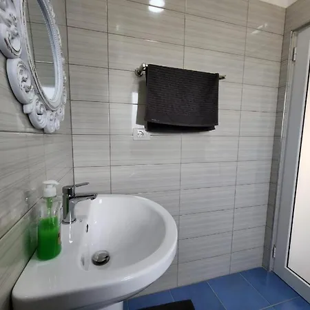 Forty Saints Sea View * Sarandë