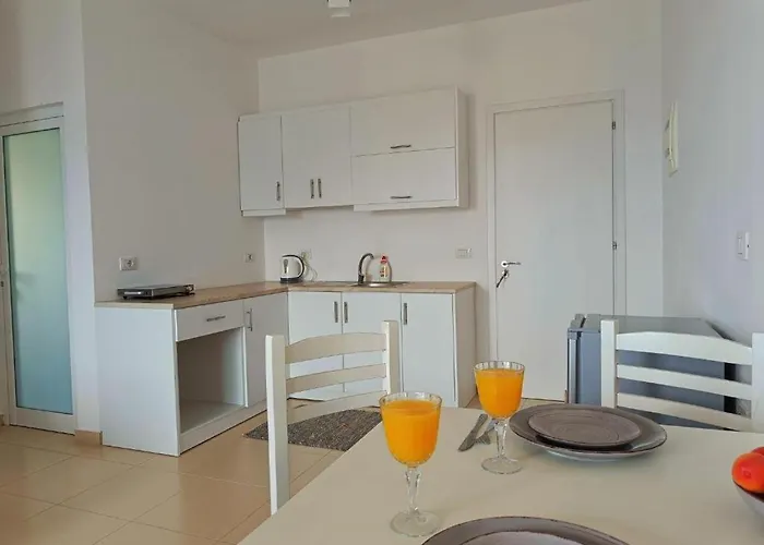 Forty Saints Sea View Daire Saranda