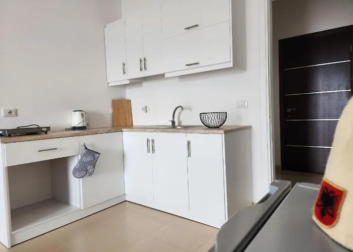 Forty Saints Sea View Daire Saranda